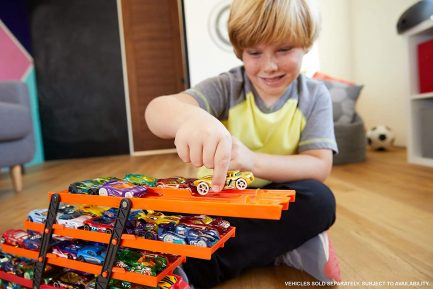 Παιχνιδολαμπάδα Mattel Hot Wheels Mega Hauler - Νέα Νταλίκα Γκαράζ 5 Επιπέδων GHR48 - Image 3