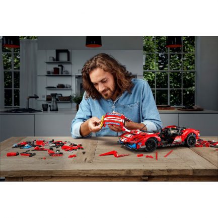 LEGO® Technic Ferrari 488 GTE “AF Corse #51” (42125) (1684 Pieces) - Image 6