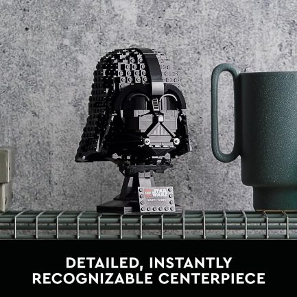 LEGO® Star Wars™: Darth Vader Helmet (75304) - Image 3