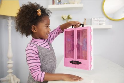 Barbie Νέα Ντουλάπα GBK12 για 3+ Ετών Mattel - Image 4