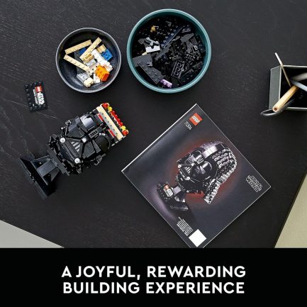 LEGO® Star Wars™: Darth Vader Helmet (75304) - Image 5