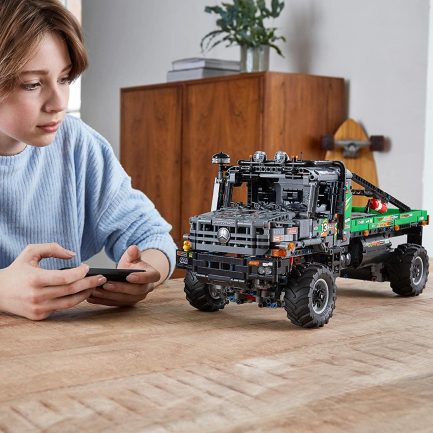 LEGO® Technic:  4x4 Mercedes-Benz Zetros Trial Truck Toy, RC Car, App-controlled Motor Vehicles Series (42129) - Image 6