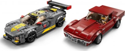 LEGO® Speed Champions: Chevrolet Corvette C8.R Race Car and 1968 Chevrolet Corvette (76903) - Image 5