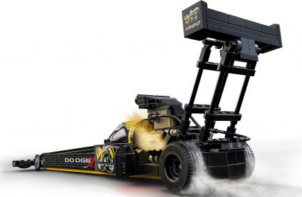 LEGO® Speed Champions: Mopar Dodge//SRT Top Fuel Dragster and 1970 Dodge Challenger T/A (76904) - Image 8