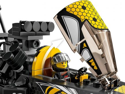 LEGO® Speed Champions: Mopar Dodge//SRT Top Fuel Dragster and 1970 Dodge Challenger T/A (76904) - Image 11