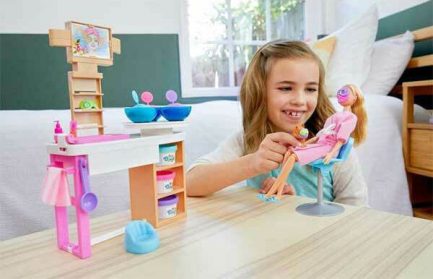 Barbie Wellness - Ινστιτούτο Ομορφιάς με Κούκλα (GJR84) - Image 3