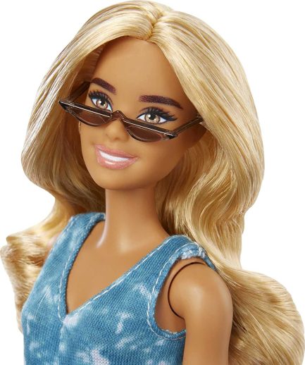 Mattel Barbie Doll - Fashionistas #173 - Blond Hair, Brown Skin Doll Fullbody Shorts (GRB65) - Image 4