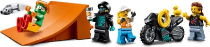 LEGO®City: Stunt Show Truck (60294) - Image 4
