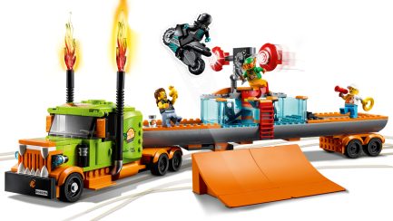 LEGO®City: Stunt Show Truck (60294) - Image 5