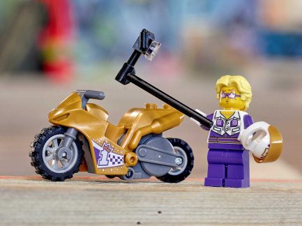 LEGO®City: Ακροβατική Μηχανή Για Σέλφι (60309) - Image 5
