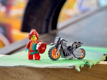 LEGO®City: Ακροβατική Μηχανή Της Φωτιάς (60311) - Image 8