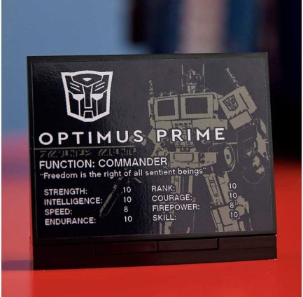 Lego Icons Transformers Optimus Prime Set, 2-in-1 Robot Figure and Truck Model  (10302) - Image 5