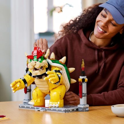LEGO® Super Mario™ The Mighty Bowser™ (71411) - Image 10