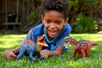 Παιχνιδολαμπάδα Mattel Jurassic World Dominion: Massive Action - Ampelosaurus (HDX50) - Image 3