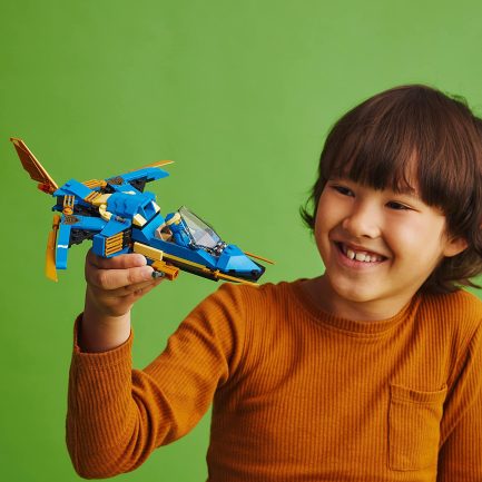 LEGO Ninjago Lightning Jet Evo (71784) - Image 3