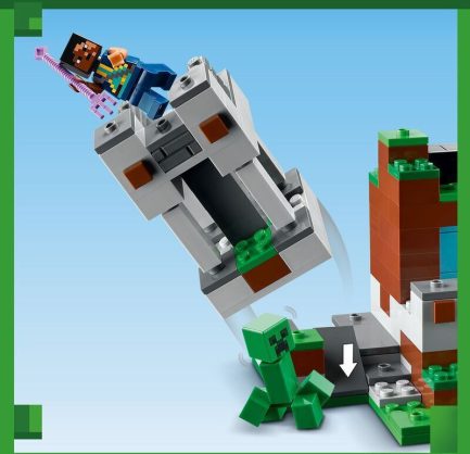 LEGO Minecraft The Sword Outpost (21244) - Image 2