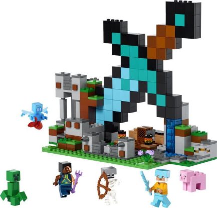 LEGO Minecraft The Sword Outpost (21244) - Image 3