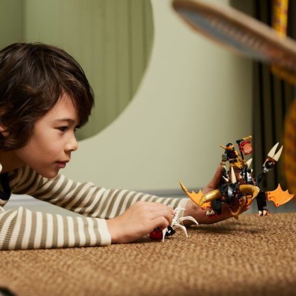 LEGO Ninjago Cole's Earth Dragon Evo (71782) - Image 8