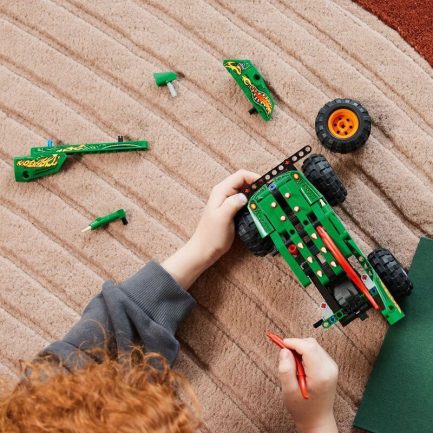 LEGO Technic Monster Jam Dragon (42149) - Image 4