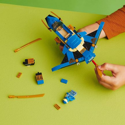 LEGO Ninjago Lightning Jet Evo (71784) - Image 4