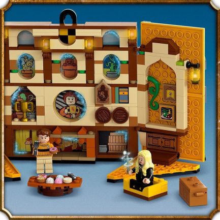 LEGO Harry Potter Hufflepuff House Banner (76412) - Image 4
