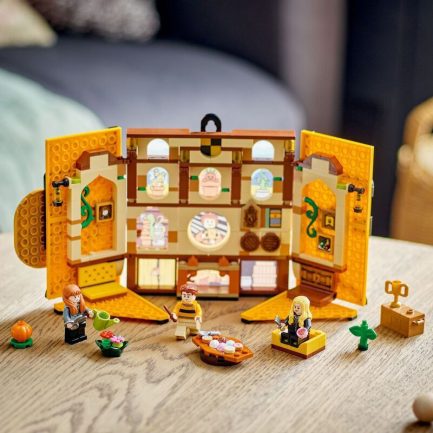 LEGO Harry Potter Hufflepuff House Banner (76412) - Image 7