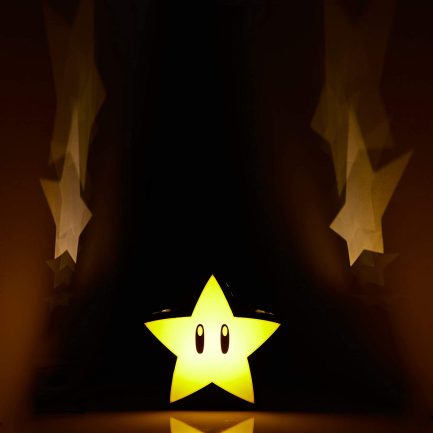Paladone Led Παιδικό Φωτιστικό Projector Super Mario Bros Super Star με Προβολή Αστεριών Κίτρινο 25.5εκ.(PP5100NNV3) - Image 6
