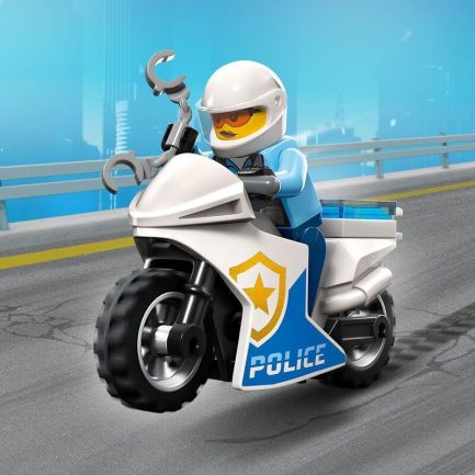 Lego City Police Bike Car Chase- Καταδίωξη Αυτοκινήτου Με Αστυνομική Μοτοσικλέτα (60392) - Image 5