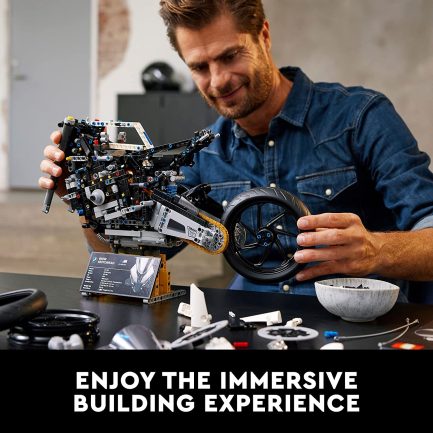 Lego Technic: BMW M 1000 RR για 18+ ετών (42130) - Image 4