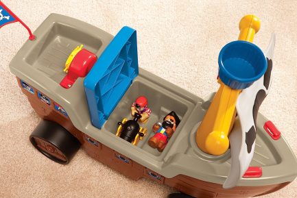 Little Tikes Play 'N Scoot™ Πειρατικό Καράβι (622113PEUC) - Image 4