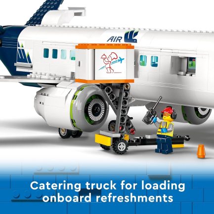 LEGO City Passenger Airplane (60367) - Image 3