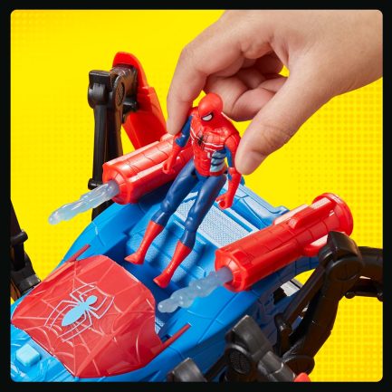 Hasbro : Spider-Man Marvel Crawl 'N Blast Spider, Car Playset Action Figure, 2-in-1 Blast Feature, (F7845) - Image 8