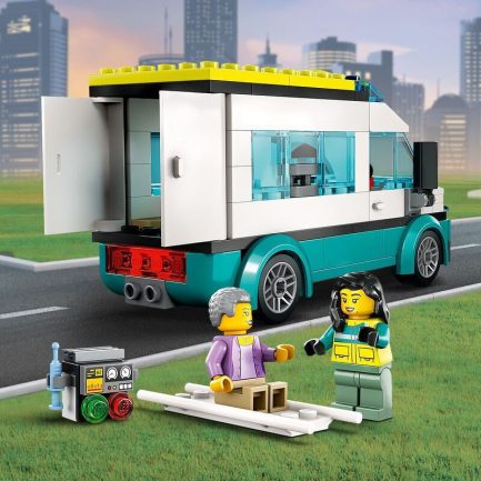 LEGO City Emergency Vehicles HQ - Αρχηγείο Οχημάτων Έκτακτης Ανάγκης (60371) - Image 5
