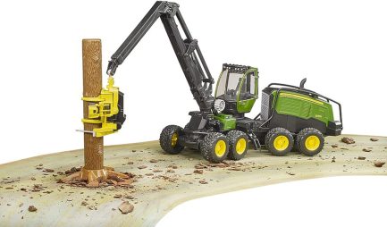 Bruder Δασοκομικό John Deere 1270G με κορμό δέντρου - για 3+ Ετών (BR002135 ) - Image 9