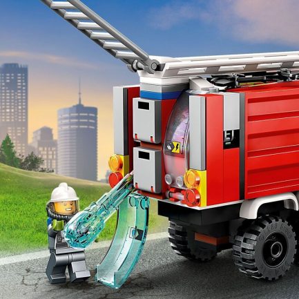 LEGO City Fire Command Truck (60374) - Image 8