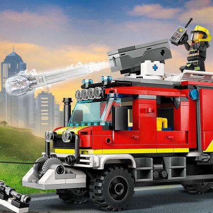 LEGO City Fire Command Truck (60374) - Image 9