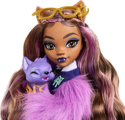 Mattel Monster High: Crescent - Clawdeen Wolf Doll (HHK52) - Image 4