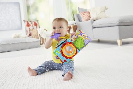Fisher Price Μαλακό Βιβλιαράκι Δραστηριοτήτων από Ύφασμα με Ήχους για Νεογέννητα (FGJ40) - Image 3