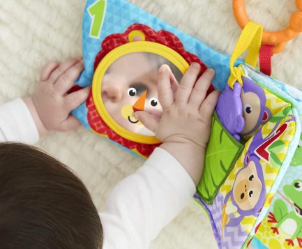 Fisher Price Μαλακό Βιβλιαράκι Δραστηριοτήτων από Ύφασμα με Ήχους για Νεογέννητα (FGJ40) - Image 4