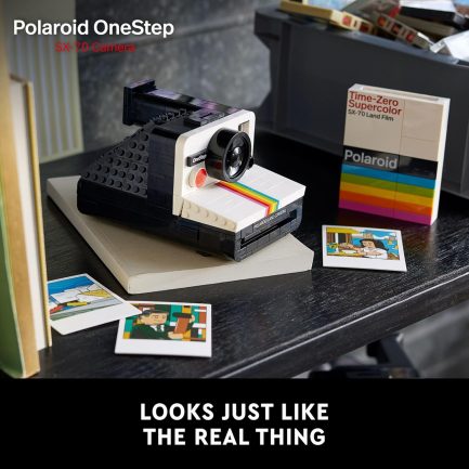LEGO Ideas Polaroid Onestep SX-70 Camera (21345) - Image 2