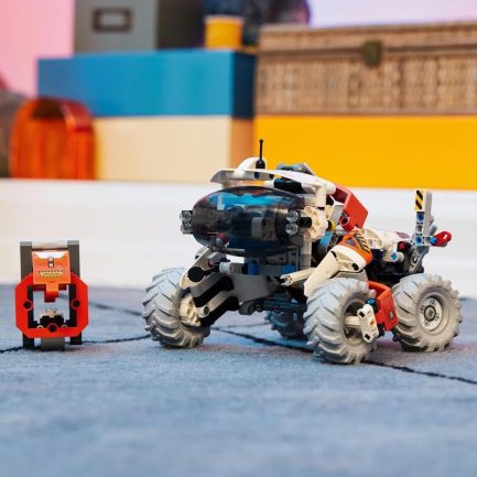LEGO Technic Surface Space Loader LT78 (42178) - Image 4