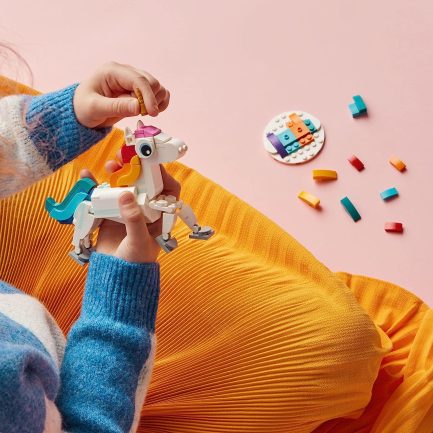 LEGO®Creator 3-in-1:  Magical Unicorn για 7+ ετών (31140) - Image 3