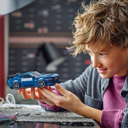 LEGO Speed Champions Ford Mustang Dark Horse Sports Car (76920) - Image 3