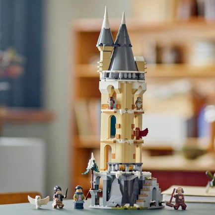 LEGO Harry Potter Hogwarts Castle Owlery (76430) - Image 5