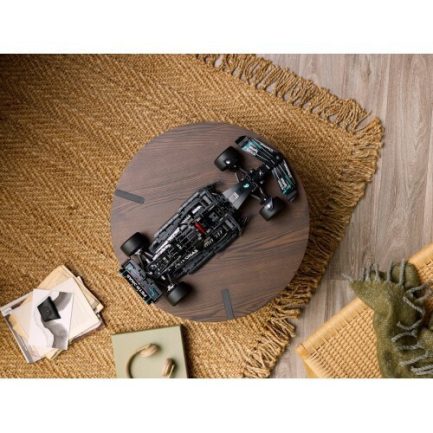 LEGO® Technic™: Mercedes-AMG F1 W14 E Performance (42171) - Image 11