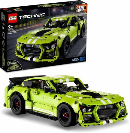 Lego Technic: Ford Mustang Shelby GT500 (42138) - Image 9