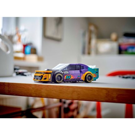 Lego Speed Champions NASCAR Next Gen Chevrolet Camaro ZL1 για 9+ Ετών 328τμχ (76935) - Image 3