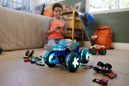 Mattel Hot Wheels: Τηλεκατευθυνόμενο Monster Trucks Power Smashers - Mega-Wrex Alive RC (JBD90) - Image 3