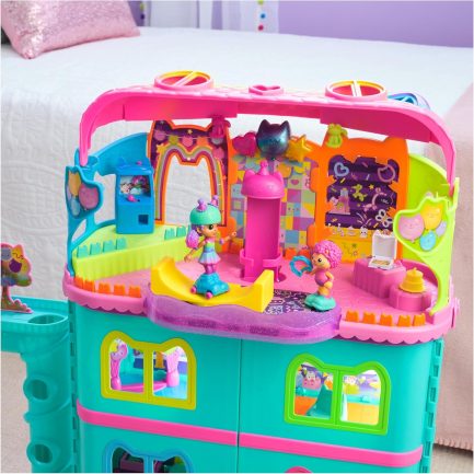 Spin Master: Gabby's Dollhouse - Gabby's Party Room Playset (6069755) - Image 7