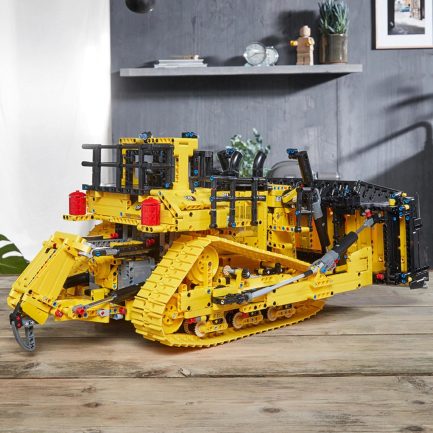 Lego Technic: App-Controlled Cat D11 Bulldozer για 18+ ετών (42131) - Image 10